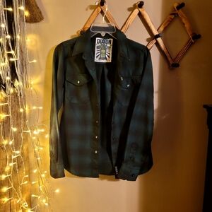 Dixxon Green Plaid Button-Up Shirt Size SMALL